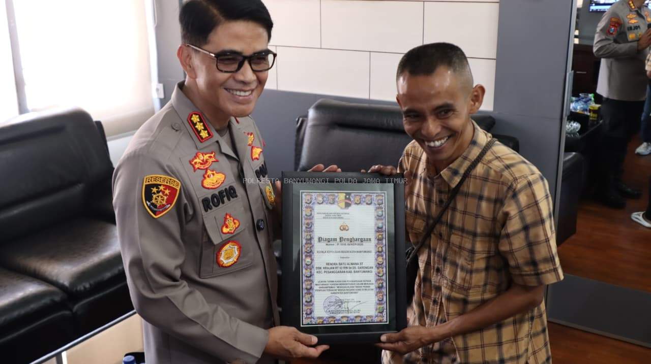 Aksi Heroik Warga Sarongan Gagalkan Penipuan Internasional, Kapolresta Banyuwangi Beri Apresiasi Khusus